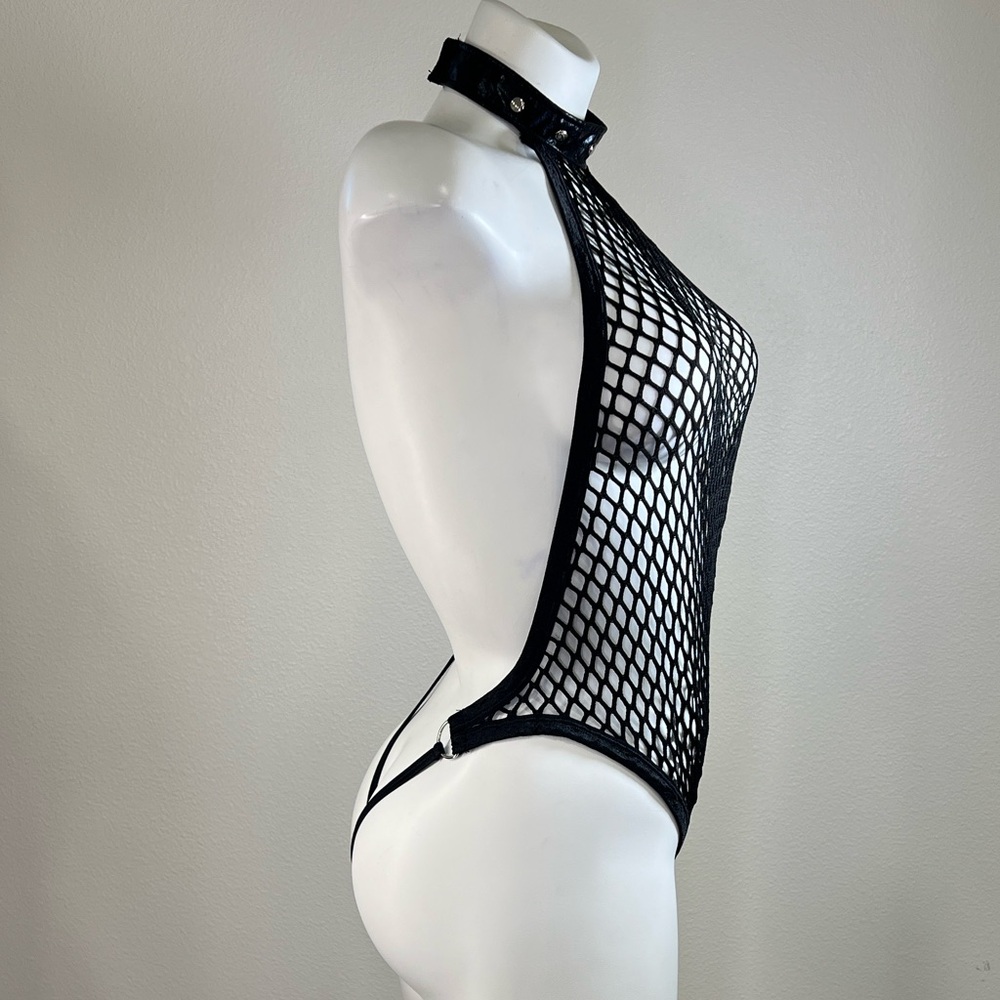 Dreamgirl Black Fishnet Open Back Collar Bodysuit S/M - Picture 3 of 13